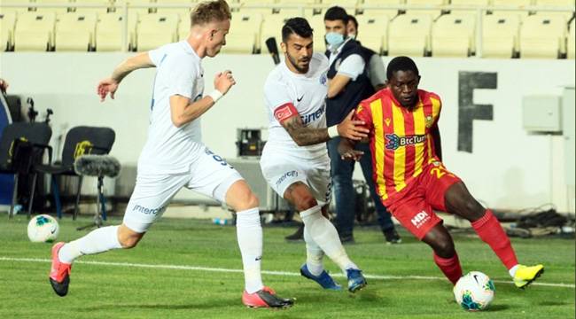 Yeni Malatyaspor Kasımpaşa'ya maçı ikram etti