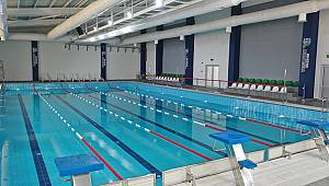 Yeşilyurt'ta Yarı Olimpik Yüzme Havuzu Sona Doğru